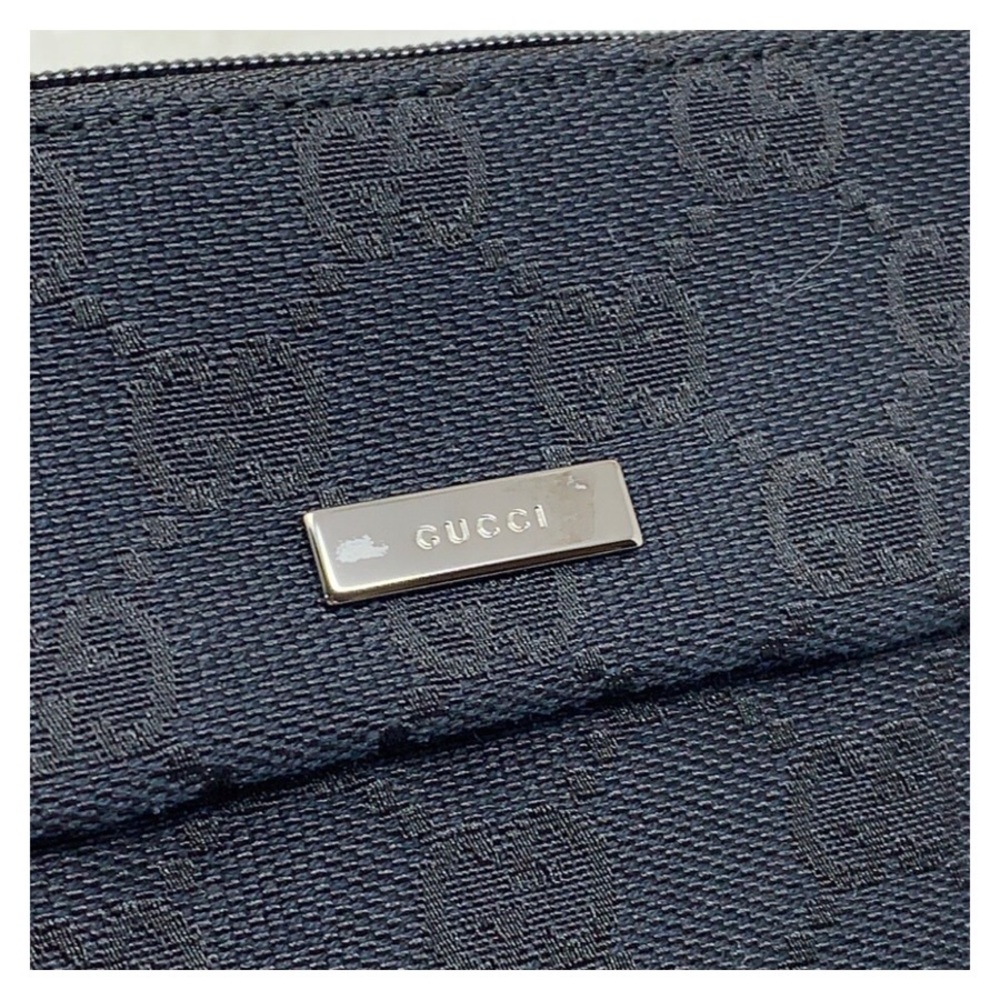 Authentic Gucci Wallet - Picture 7 of 10